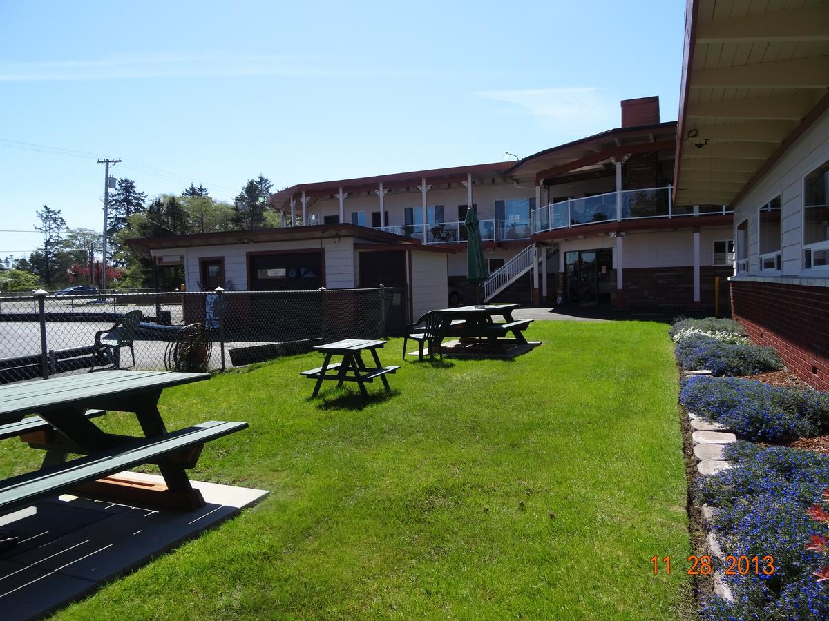 Breakers Boutique Inn Westport Exterior photo